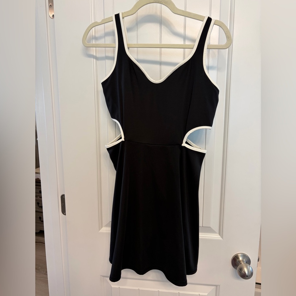 Old Navy Active Black and White Dress
